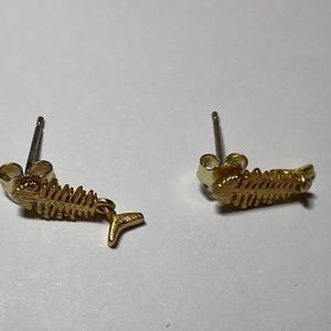 Sterling Silver Articulating Tail Fish Earrings